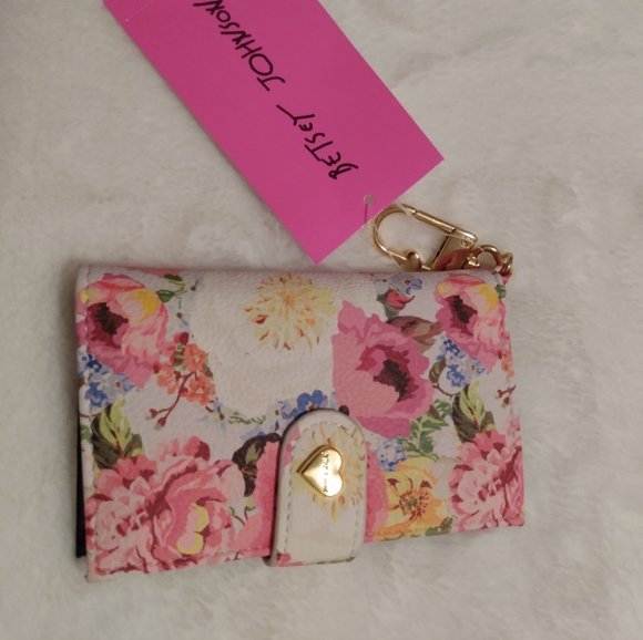 Betsy Johnson wallet - Picture 1 of 3